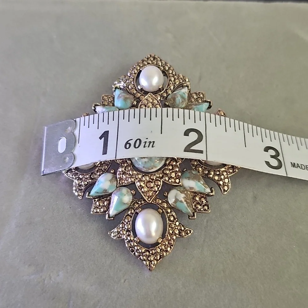 Vintage Signed Sarah Coventry 1968 Remembrance Collection Brooch And Pendant